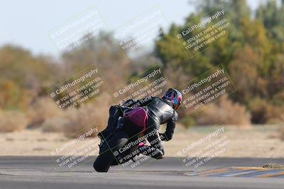 media/Dec-18-2022-SoCal Trackdays (Sun) [[8099a50955]]/Turn 7 Backside (1125am)/